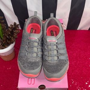 SOLD - Skechers Gratis Shake It Off - 22602